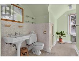 95 Dundas Street, Kingston, ON K7L1N5 Photo 31