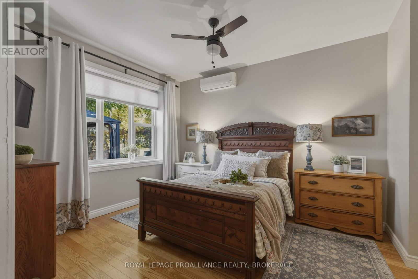 27 VICTORIA AVENUE - 28
