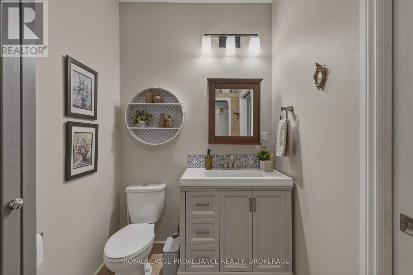 27 Victoria Avenue — photo 31