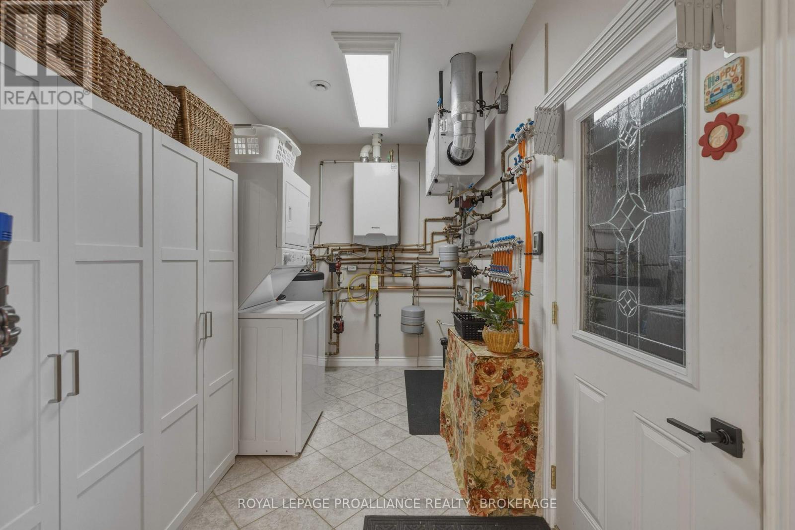 27 Victoria Avenue — photo 33