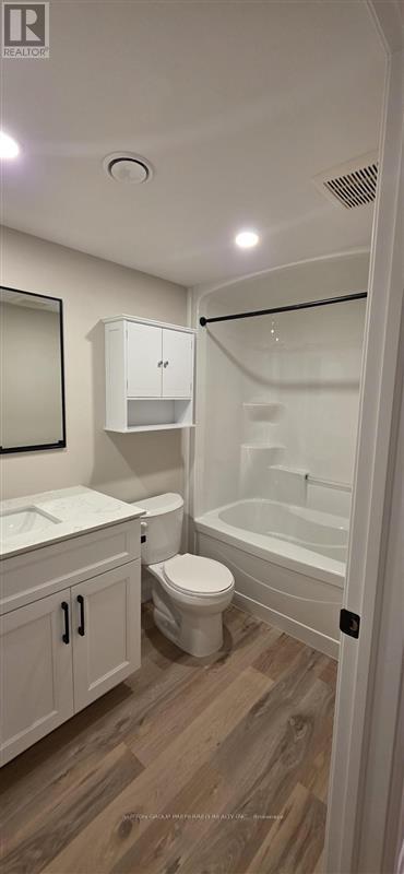 118 Scott Street — photo 11