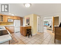 50 Colonial Street thumbnail 18