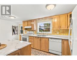 50 Colonial Street thumbnail 19