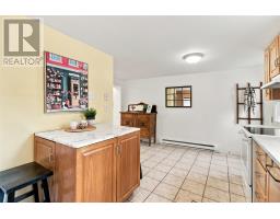 50 Colonial Street thumbnail 21