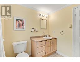 50 Colonial Street thumbnail 28