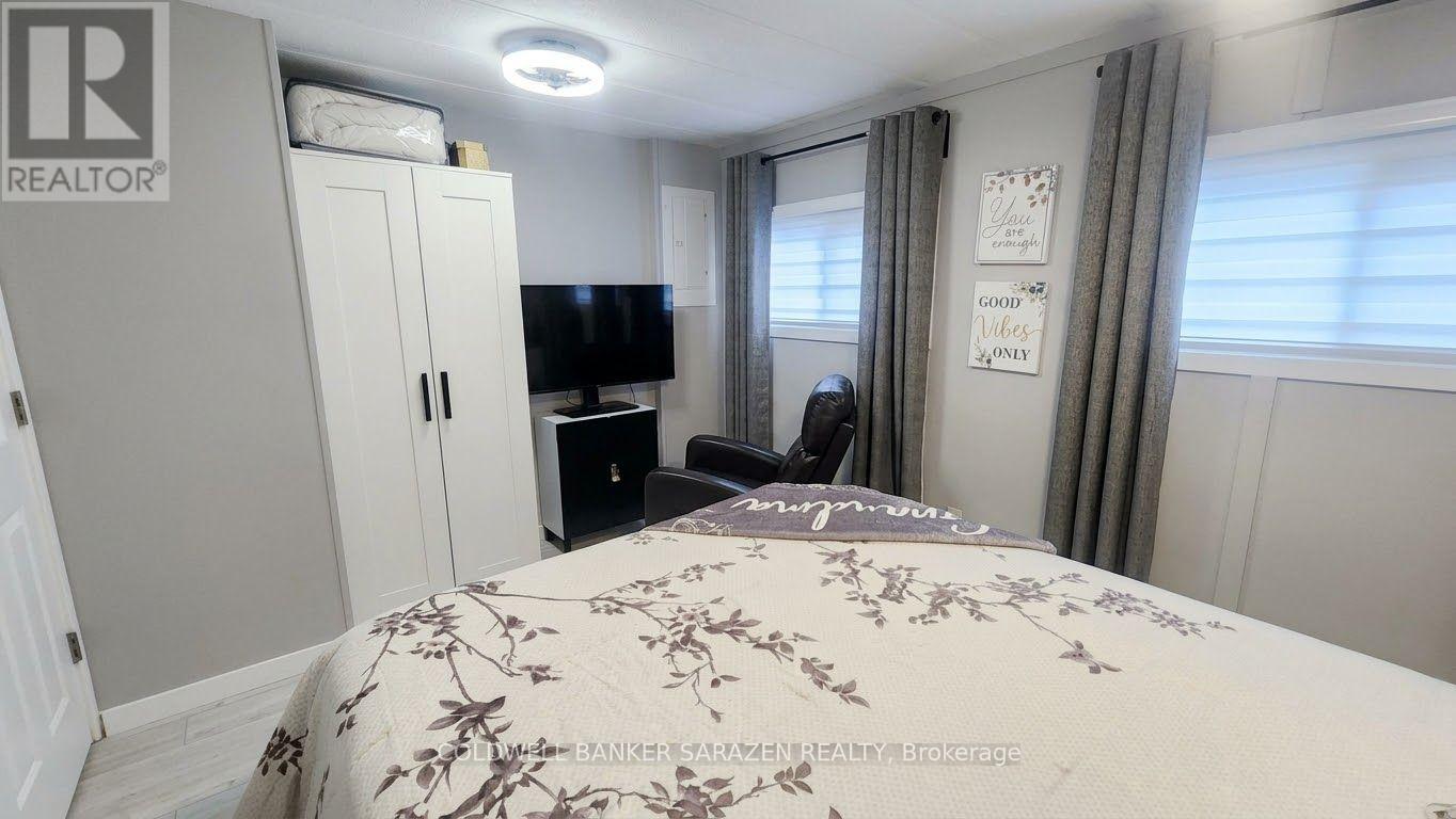 74 Richards Lane — photo 21
