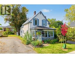880 Barker Street, photo 3
