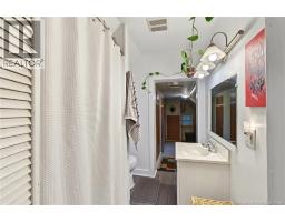 880 Barker Street, Fredericton, NB E3A3K6 Photo 37