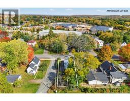 Bedroom - 880 Barker Street, Fredericton, NB E3A3K6 Photo 6