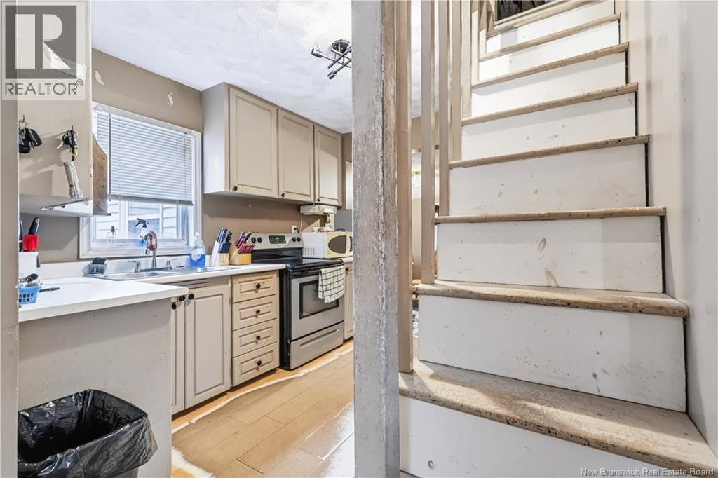 421 Canada Street - 15