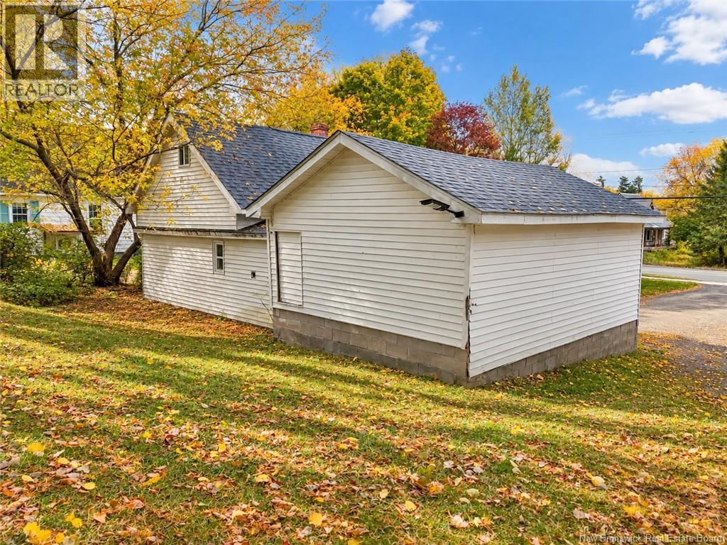 421 Canada Street - 25