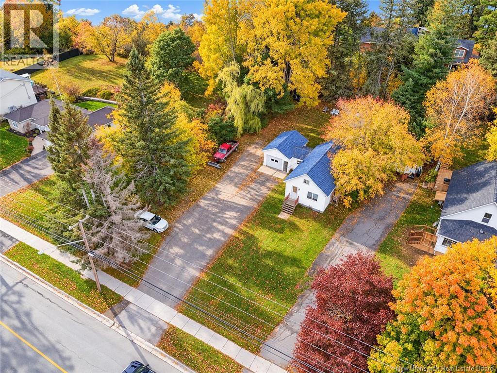 421 Canada Street - 27
