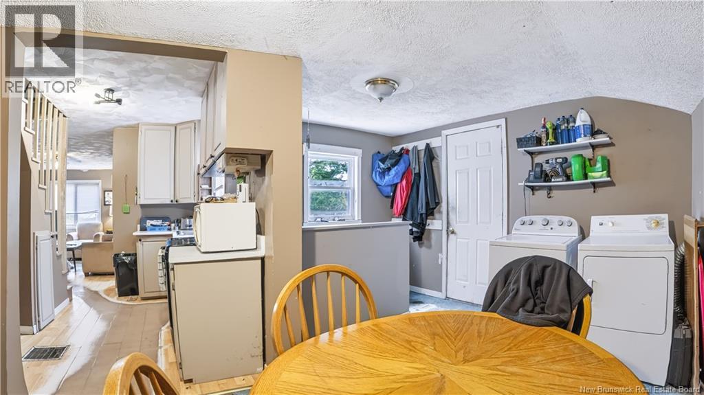 421 Canada Street - 8