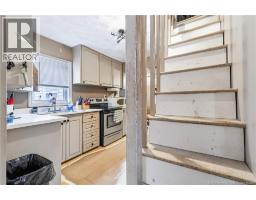 421 Canada Street, photo 15