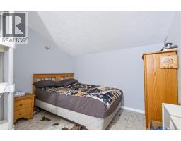 421 Canada Street, photo 18