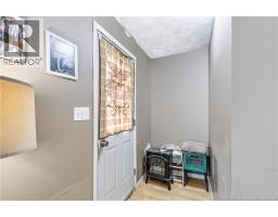 421 Canada Street, photo 3