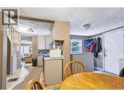 421 Canada Street, photo 9