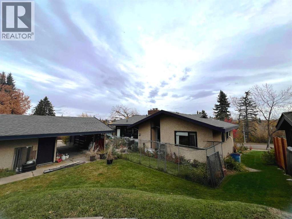 Listing photo – 4312 52 Street, Camrose