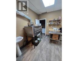 16 White Avenue, Bragg Creek, AB T0L0C5 Photo 10
