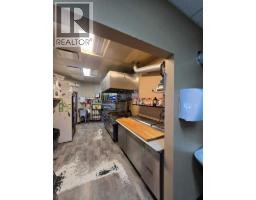 16 White Avenue, Bragg Creek, AB T0L0C5 Photo 7