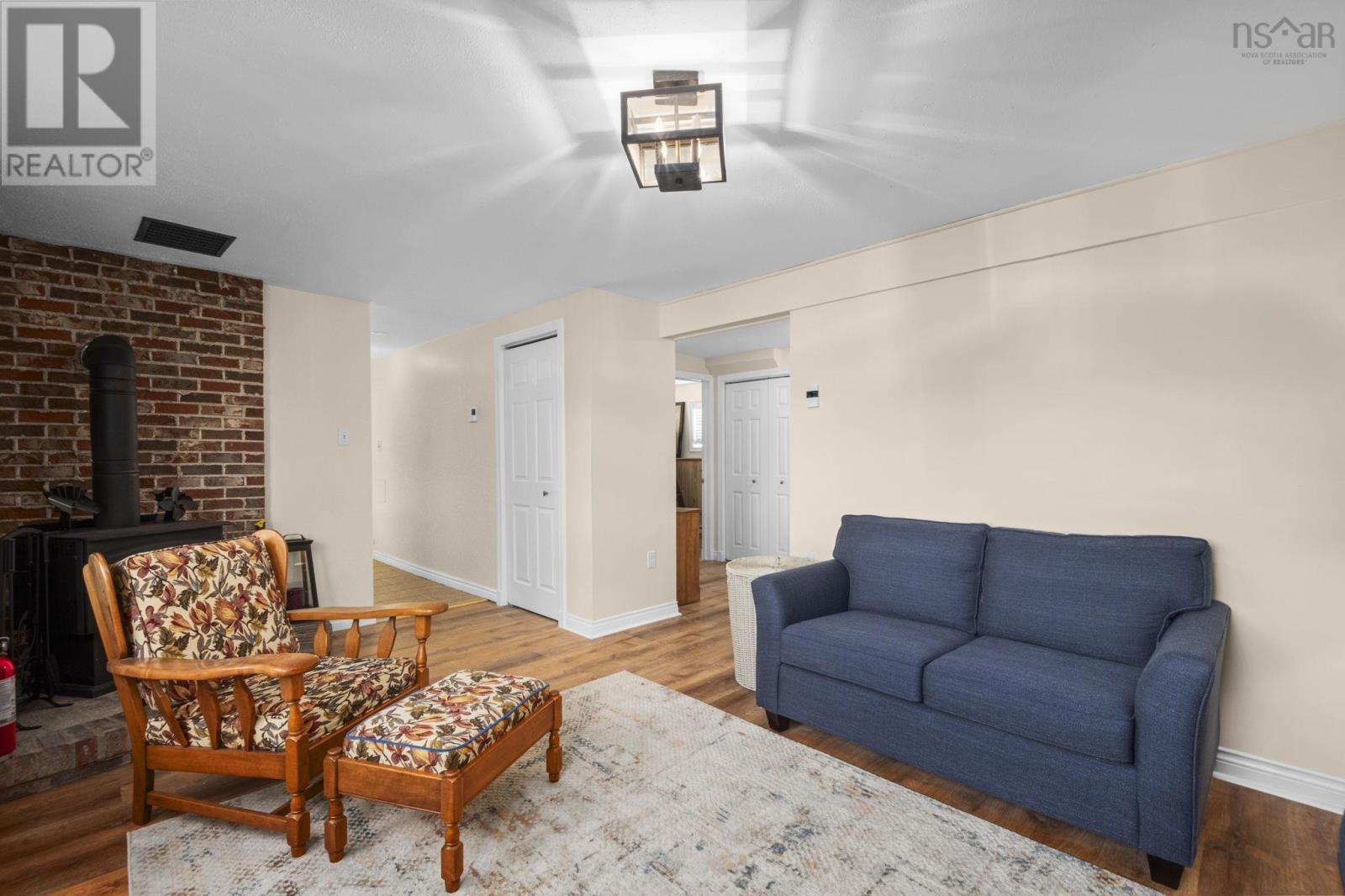 65 Nadine Drive - 23