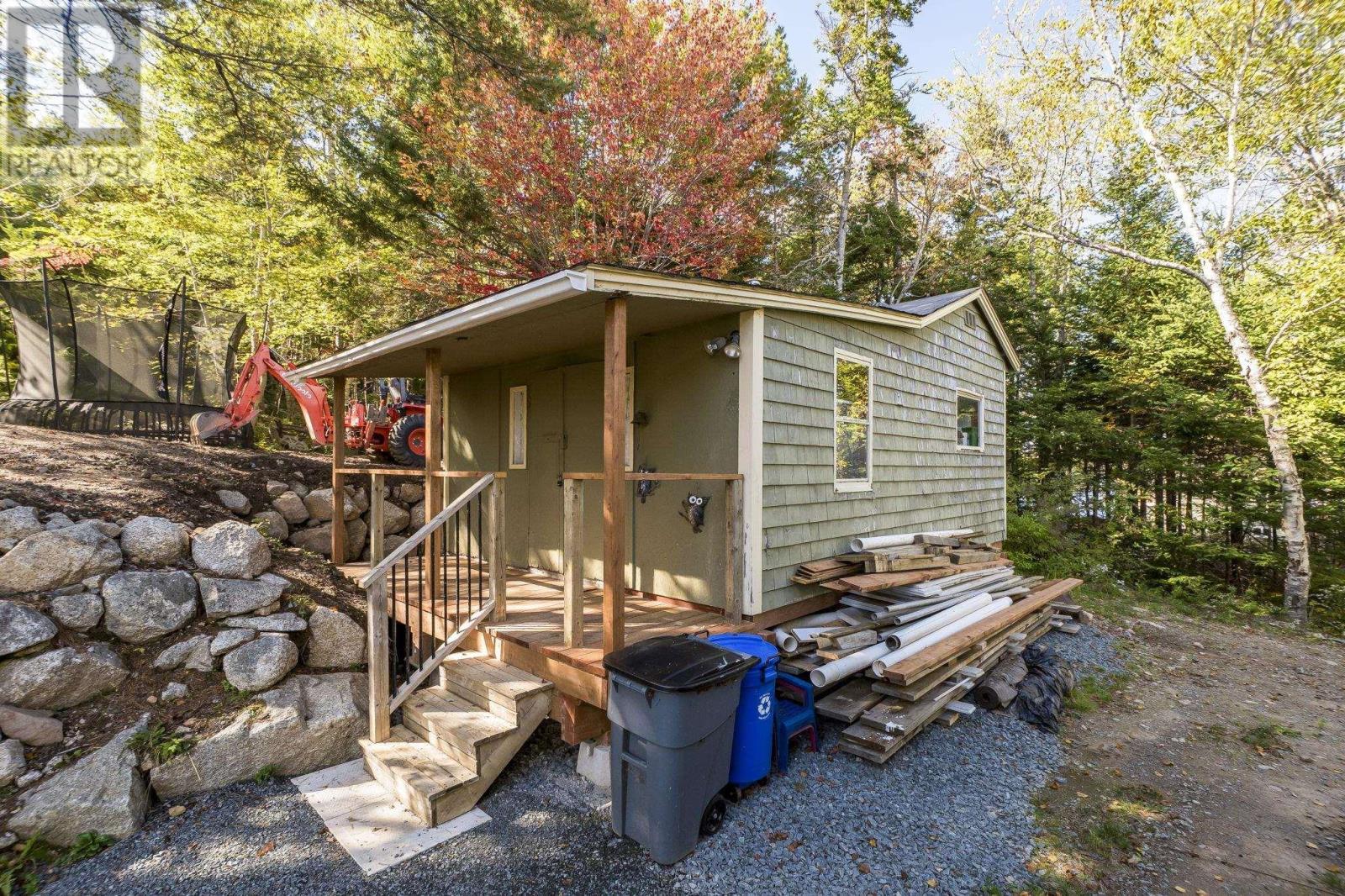 65 Nadine Drive - 46