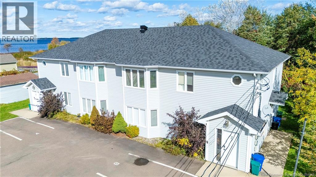 10 Dock Street - 3