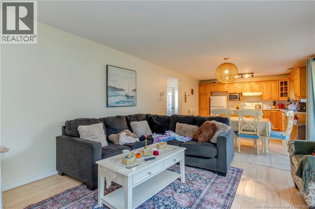 10 Dock Street - 35