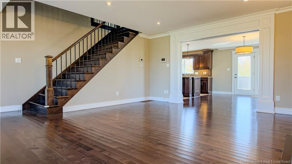 145 Amiens Drive - 4