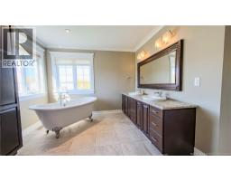 145 Amiens Drive, Moncton, NB E1G5R5 Photo 23