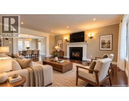 145 Amiens Drive, photo 5