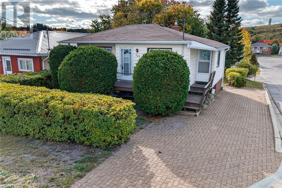 149 Dean Avenue - 1