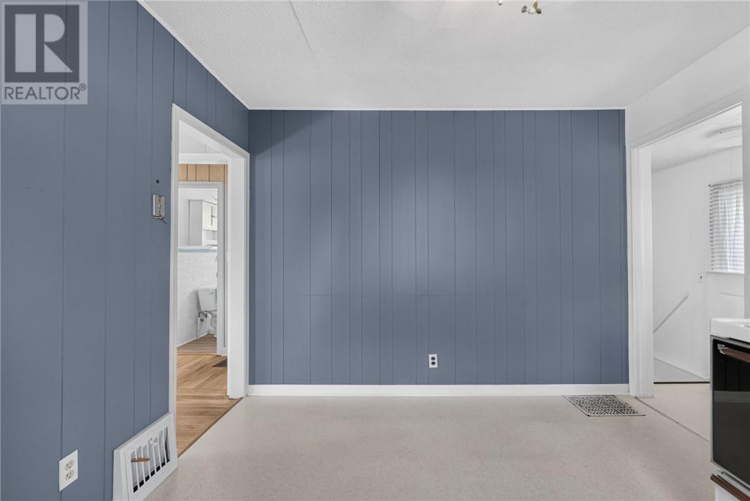 149 Dean Avenue - 6