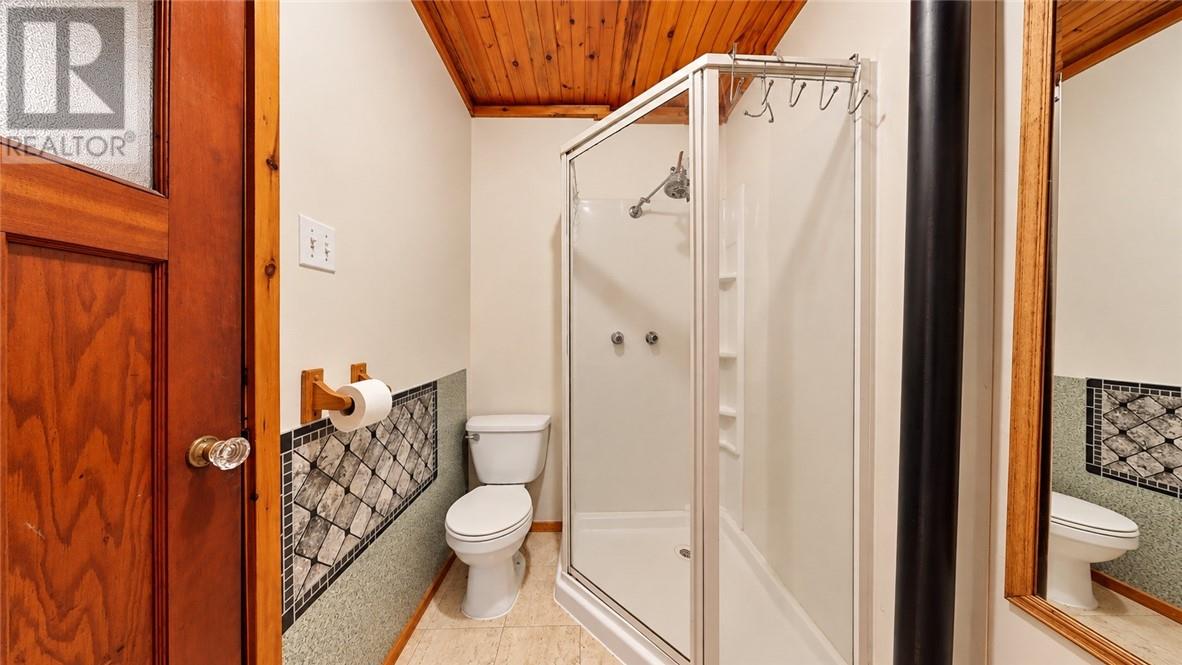 760 Ice Lake Drive — photo 33
