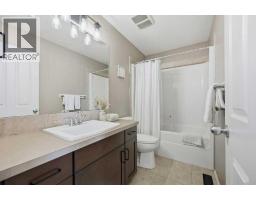 165 Aspenshire Crescent Sw, Calgary, AB T3H0R5 Photo 22