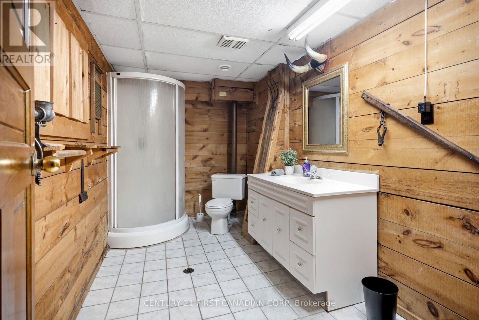 175 BANCROFT ROAD - Image 26