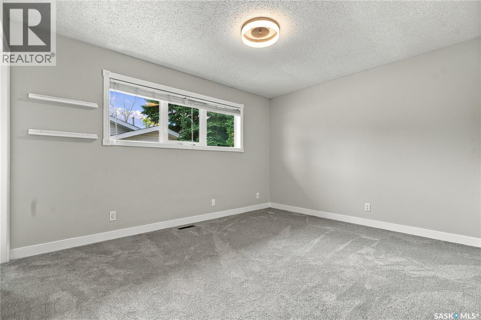 353 Guelph CRESCENT - 22