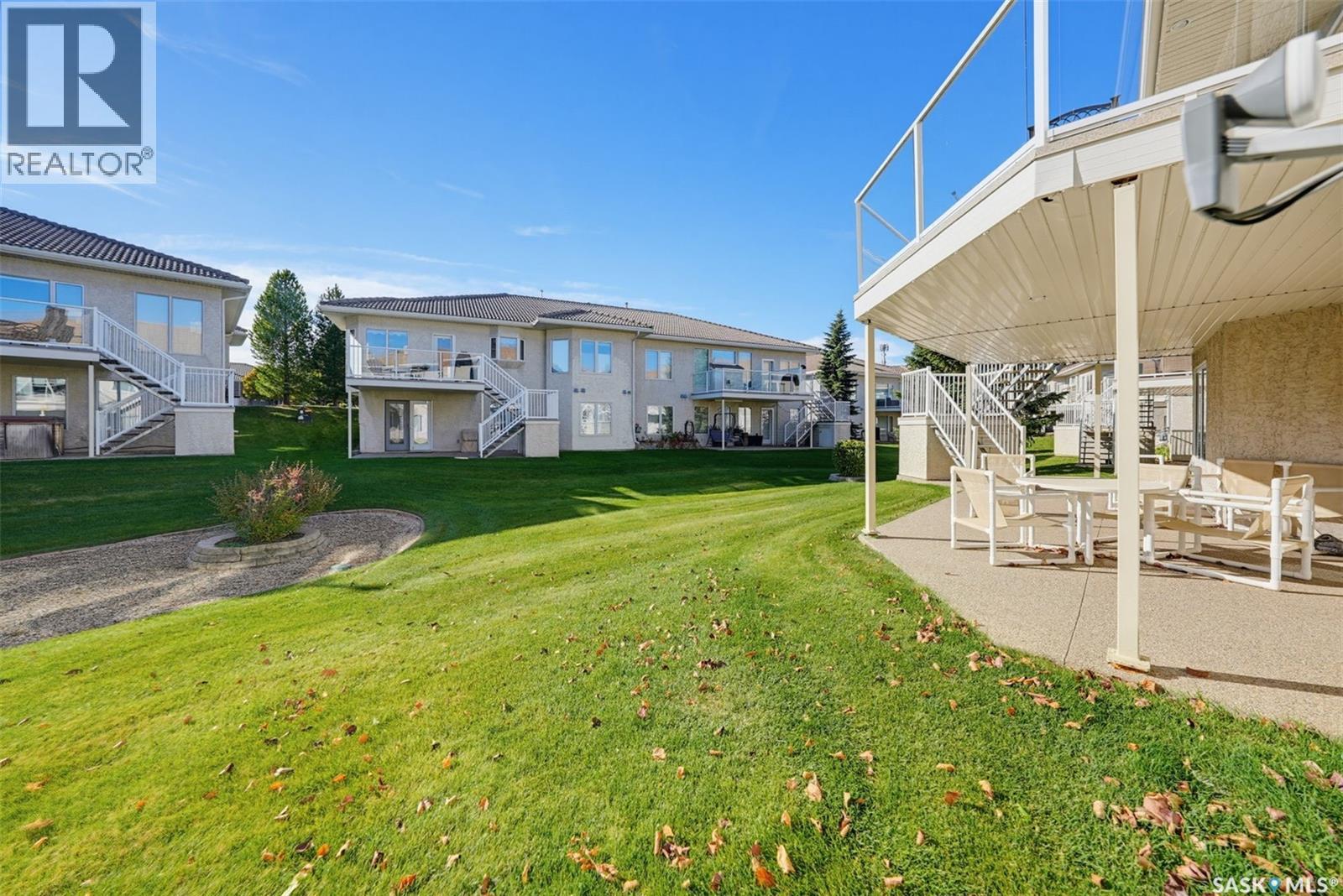 #32 315 Bayview CRESCENT - 40