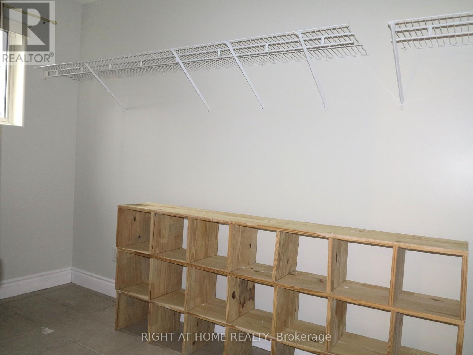 101 JOANNE COURT - 26