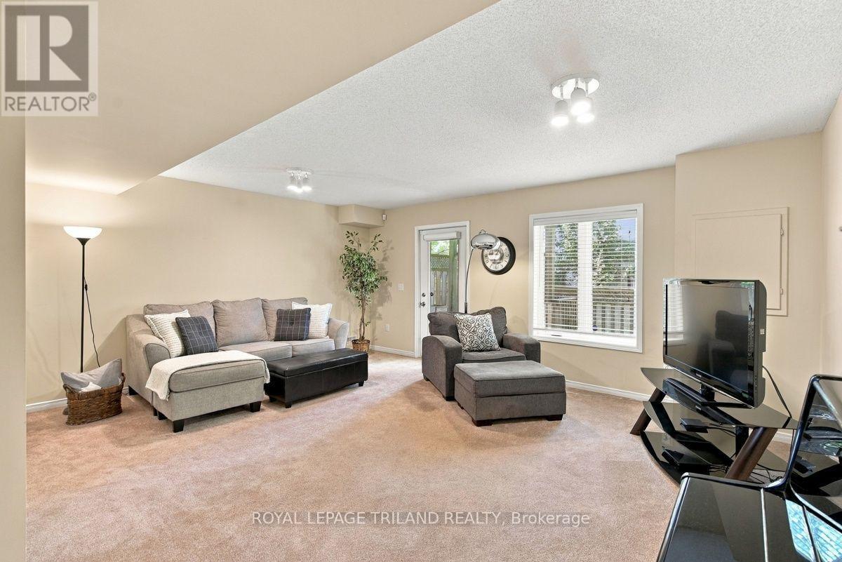 1600 Mickleborough Drive — photo 33