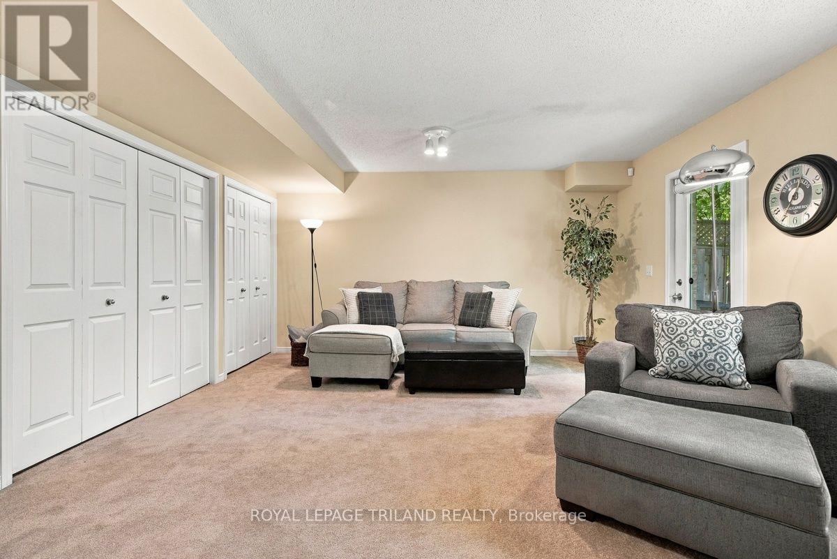 1600 Mickleborough Drive — photo 34