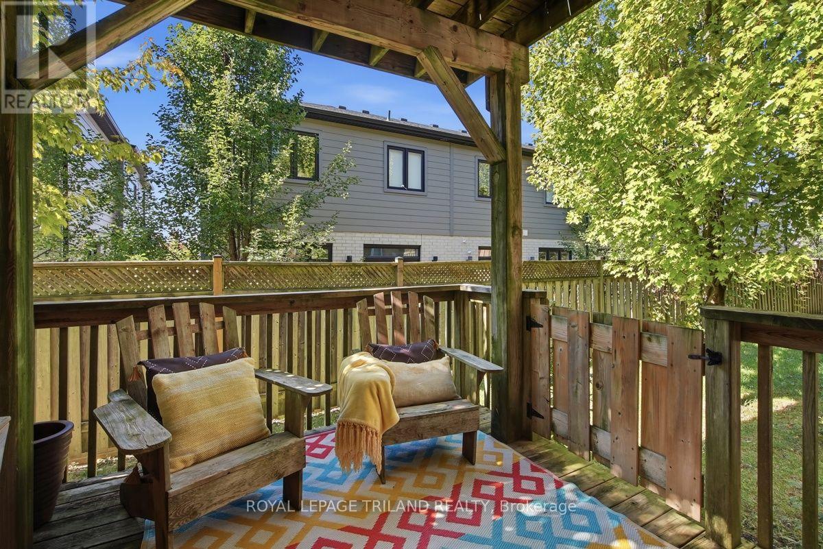 1600 Mickleborough Drive — photo 37