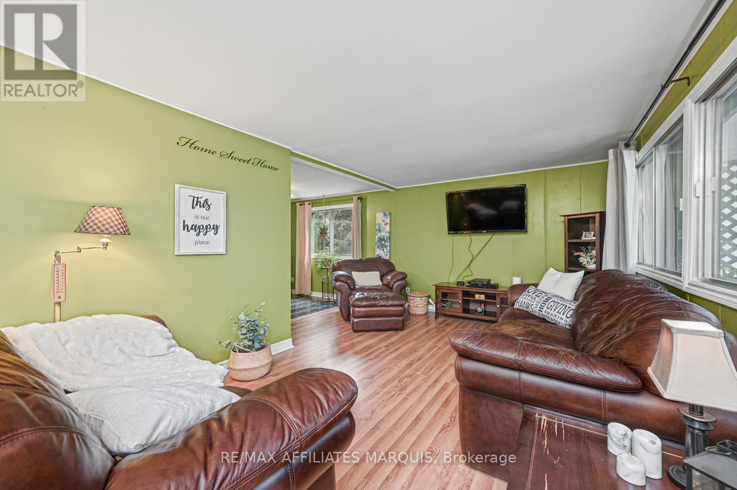 719 Ireland Road — photo 13
