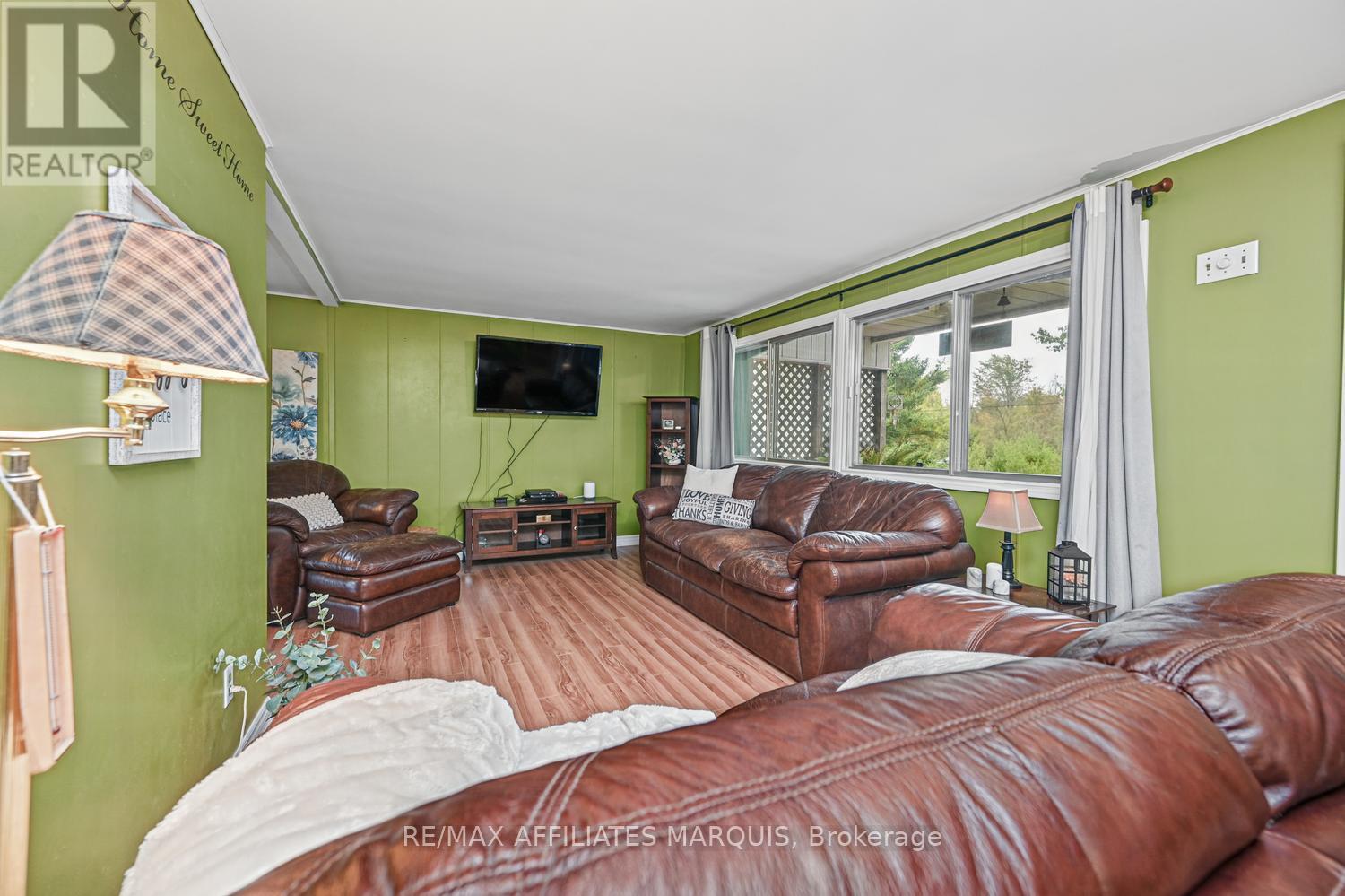 719 Ireland Road — photo 14