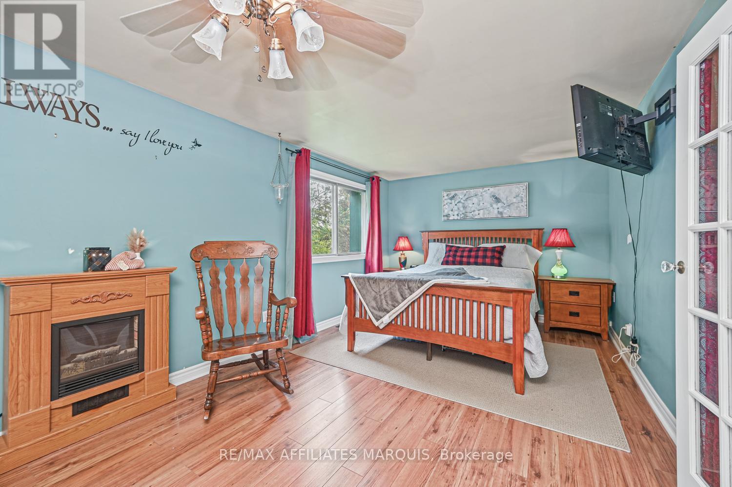 719 Ireland Road — photo 25