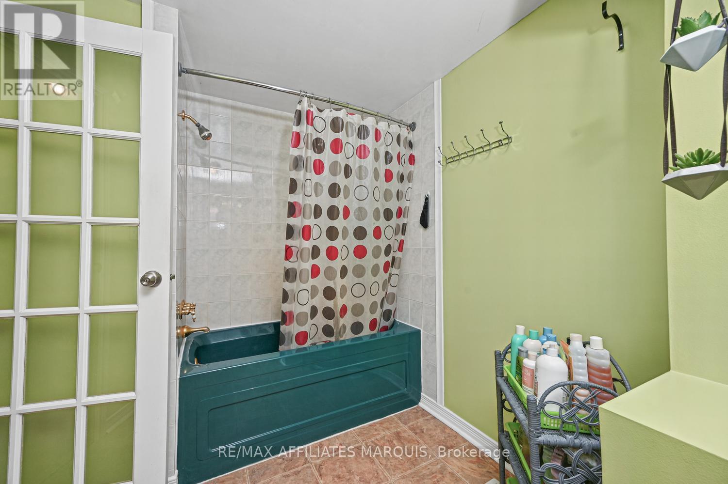 719 Ireland Road — photo 28