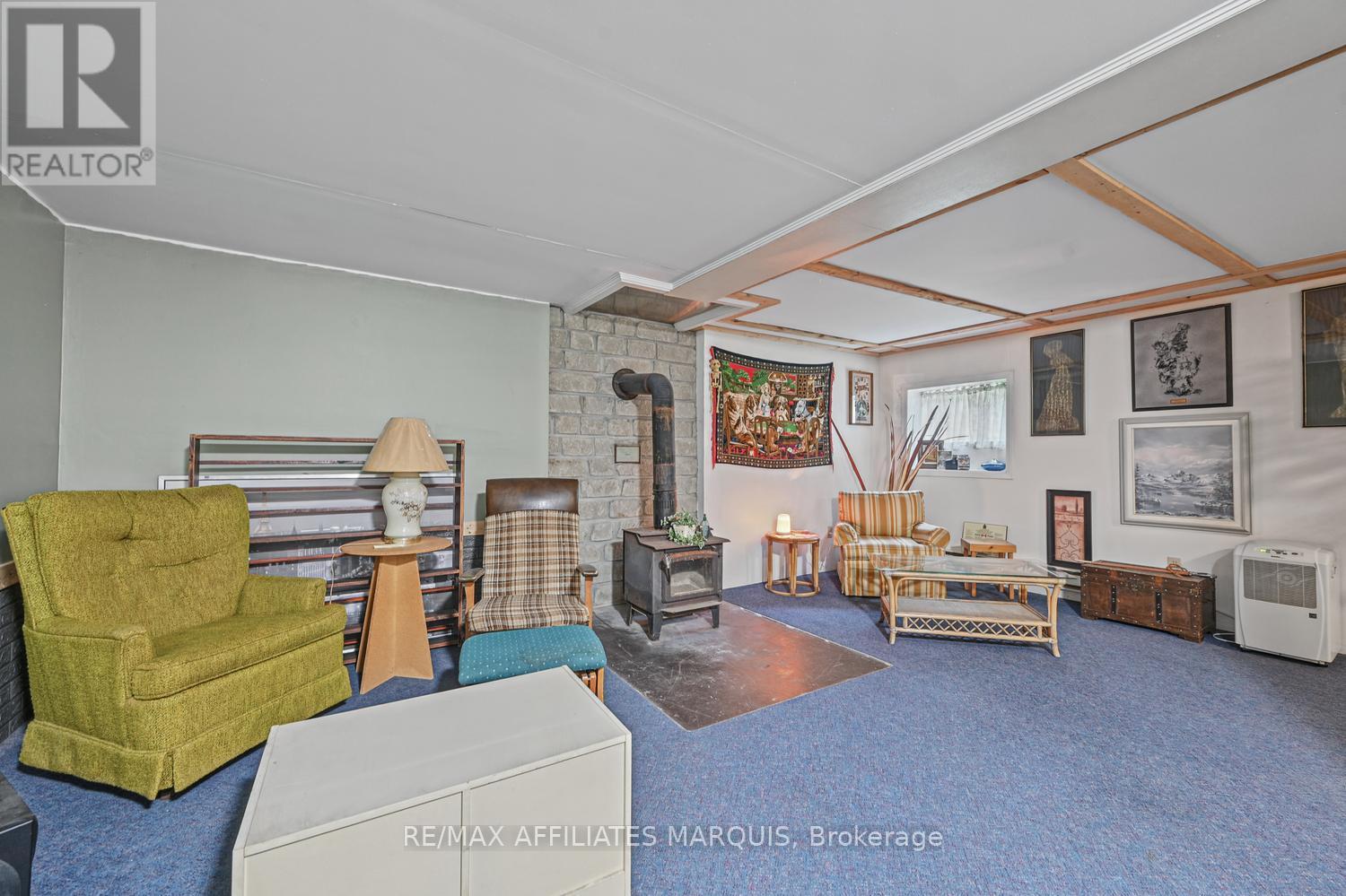 719 Ireland Road — photo 35