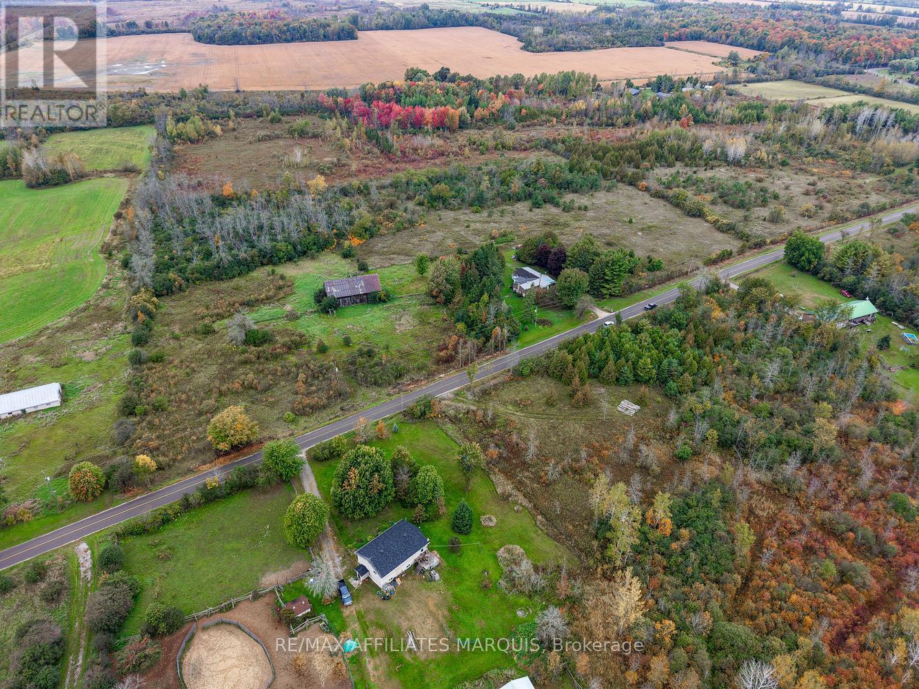 719 Ireland Road — photo 4