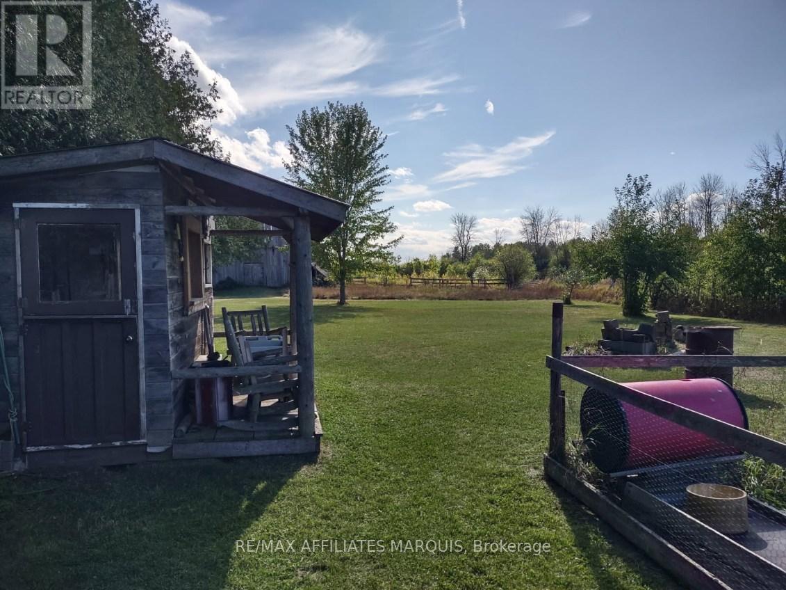 719 IRELAND ROAD - 40