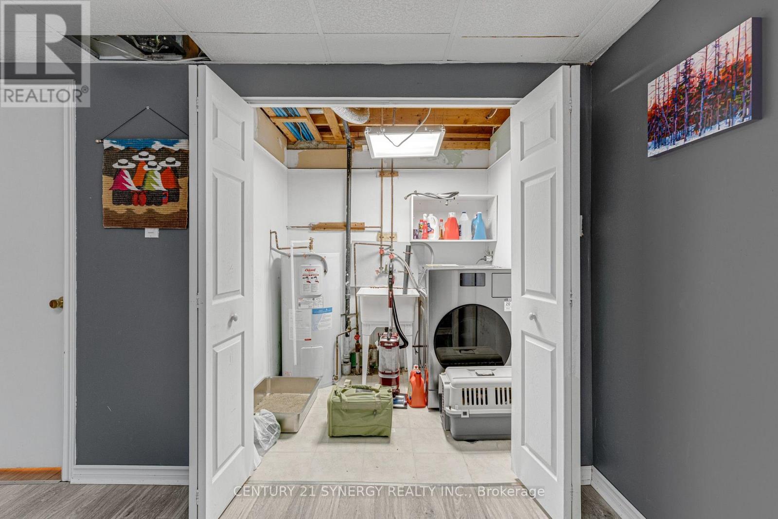 19 A BANNER ROAD - 26